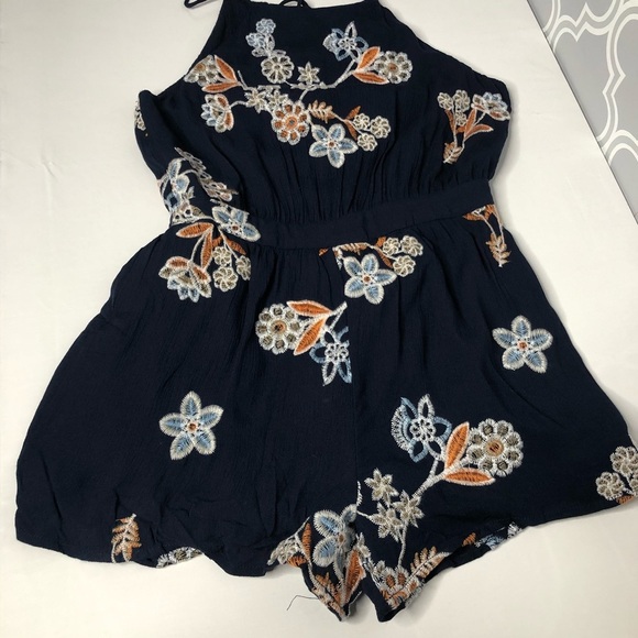 J.O.A romper - Picture 6 of 12